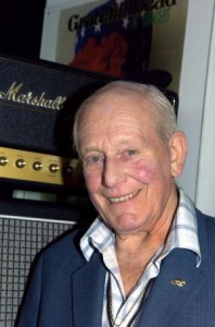 Muere Jim Marshall, creador del altavoz más potente del rock - Theborderlinemusic.com