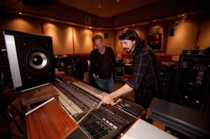 Foo Fighters comienzan a trabajar en su nuevo disco - Theborderlinemusic.com