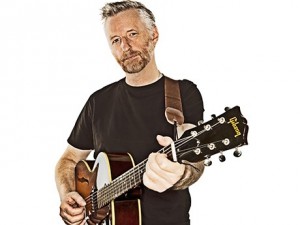  “Handyman Blues”: Nuevo videoclip de Billy Bragg - theborderlinemusic.com