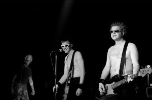 Gira española de Toy Dolls - Theborderlinemusic.com