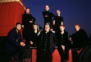 Chumbawamba se separan tras 30 años de carrera - Theborderlinemusic.com